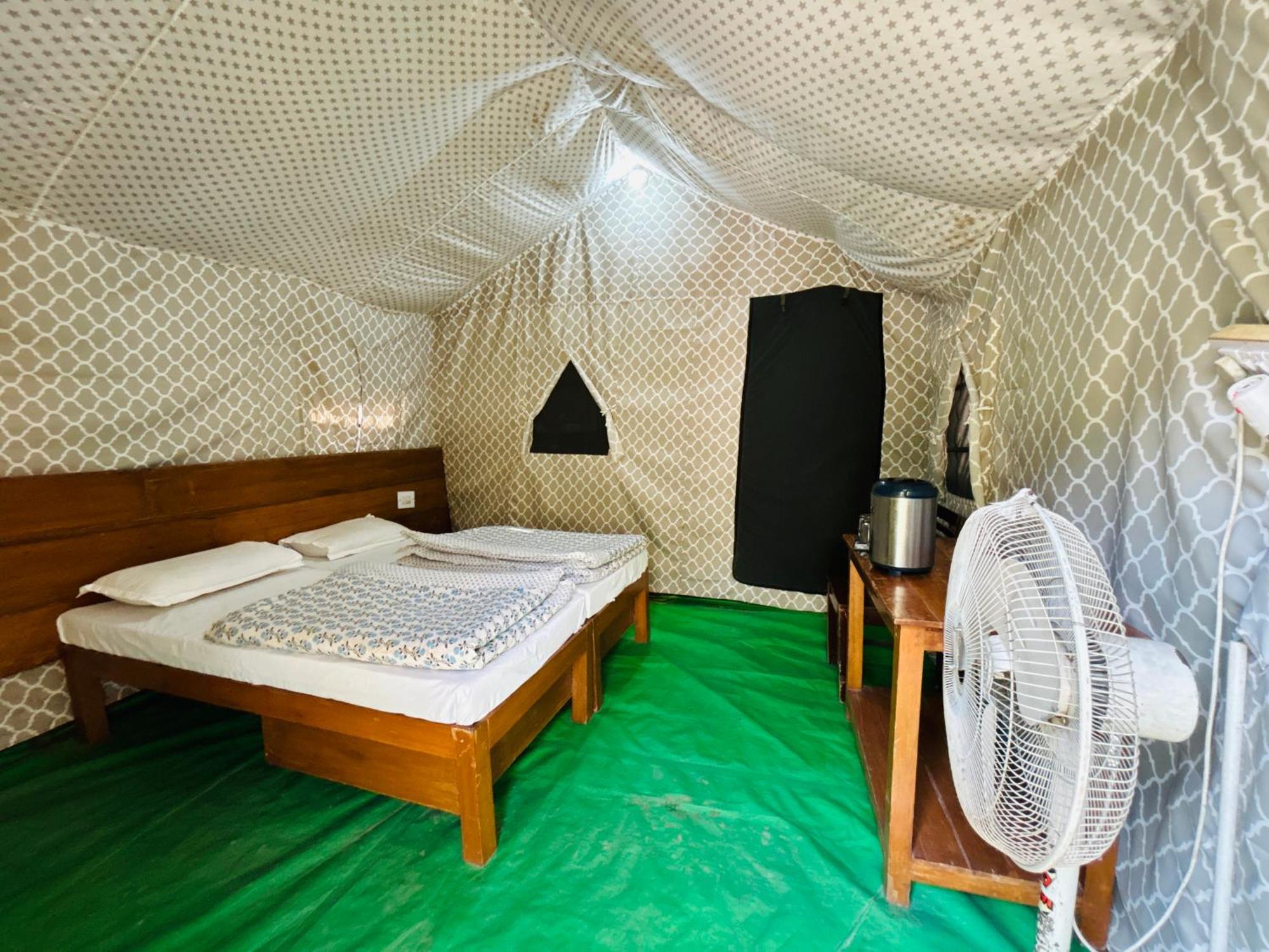 Hotel Camp High 5 Jayalgarh Dāngchura Exterior foto
