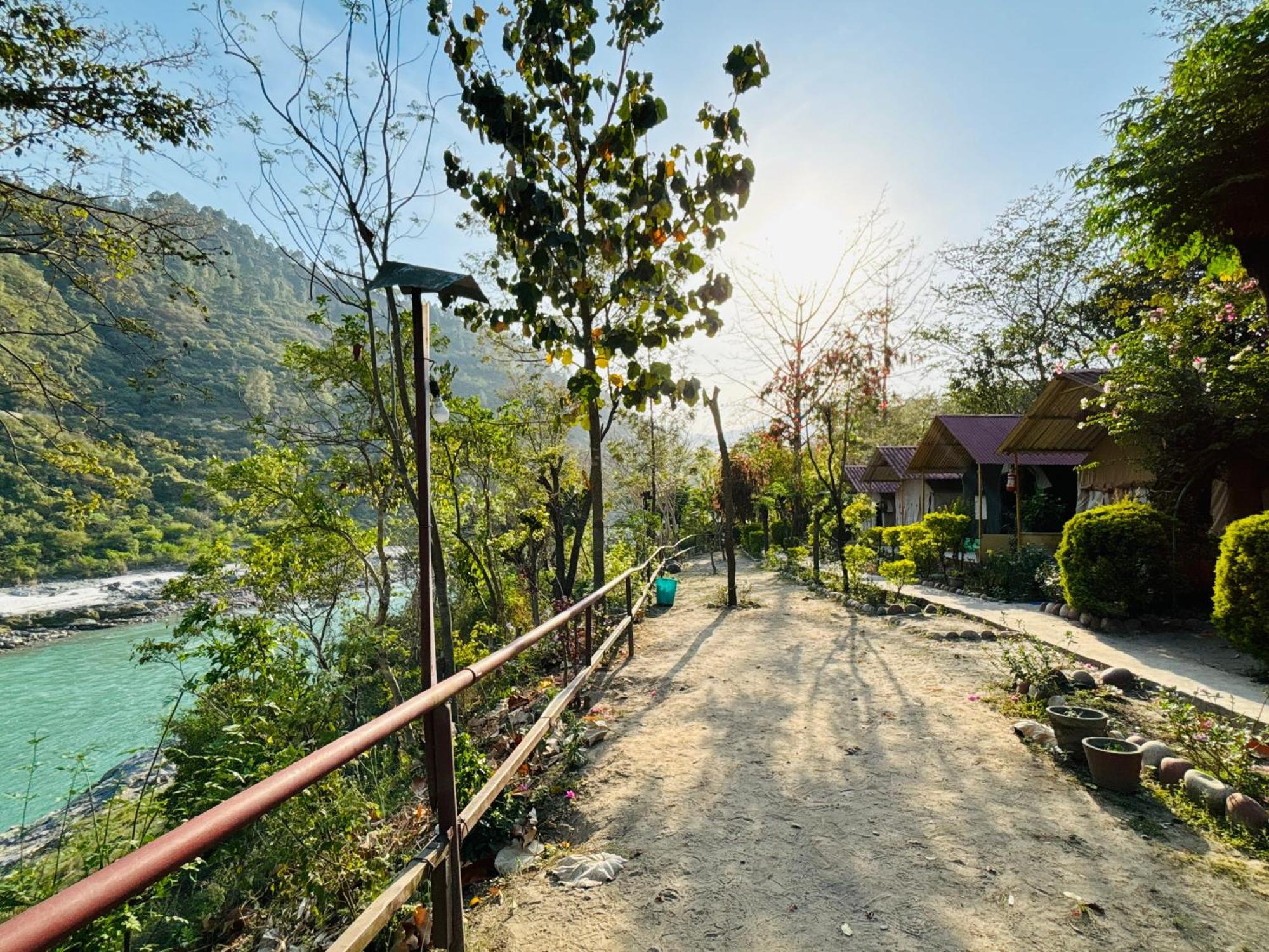 Hotel Camp High 5 Jayalgarh Dāngchura Exterior foto